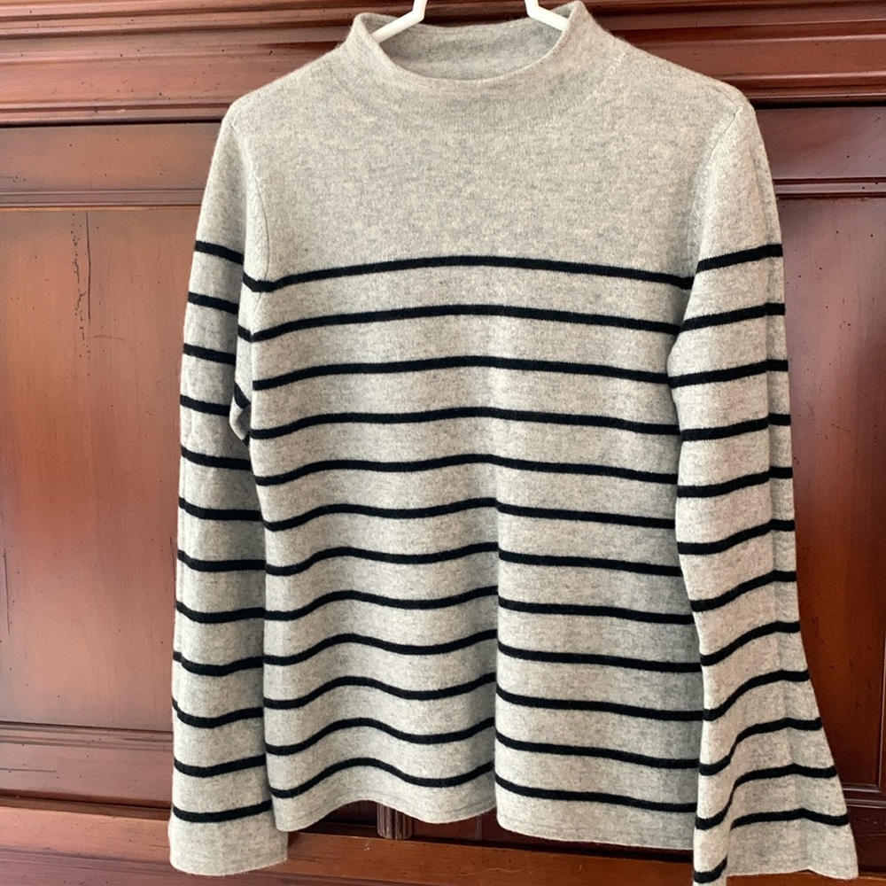 Charter Club cashmere sweater in size M.